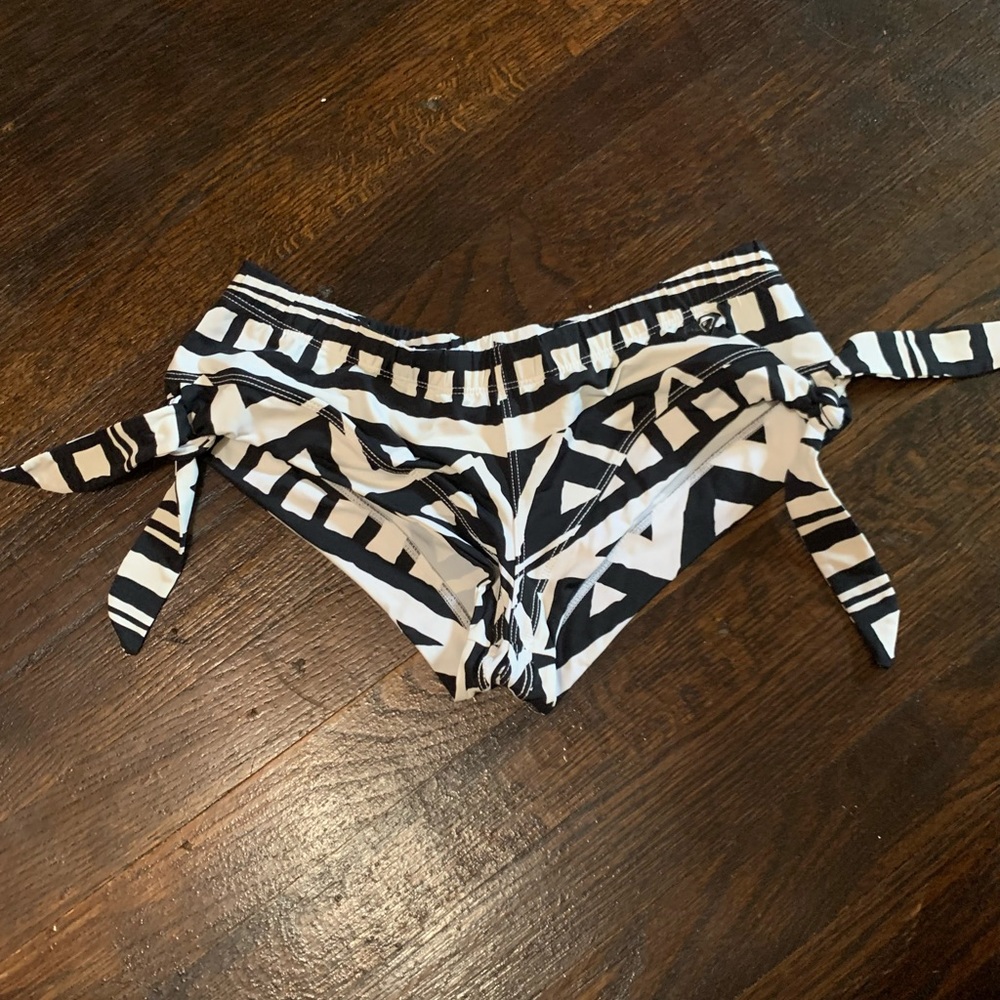 Roxy bikini bottoms